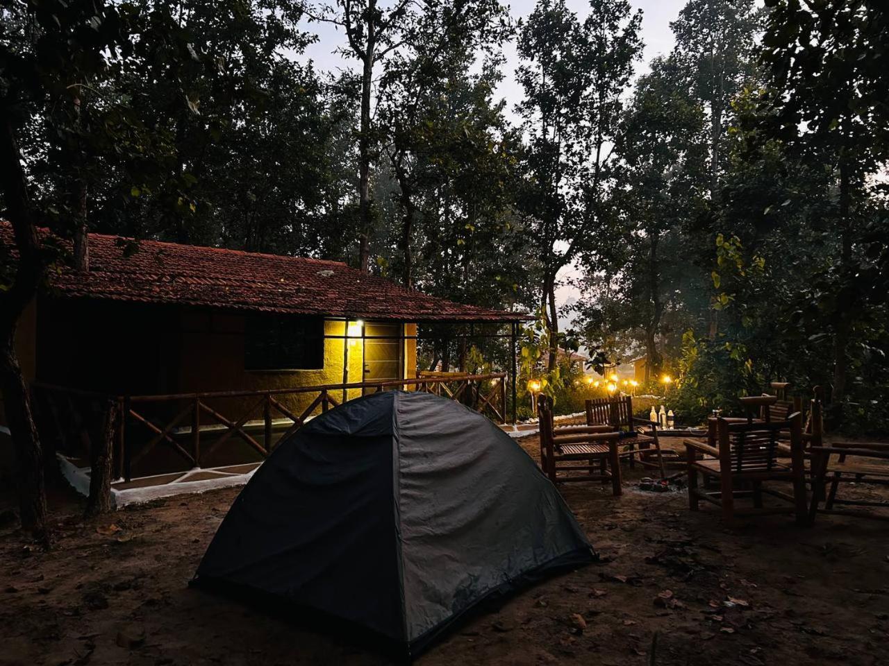 Athulyam Kanha, Kanha National Park, Mukki Gate Khāpa Exterior foto